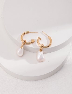 Irregular Baroque pearl earrings can be worn in two ways (silver is no longer available!)