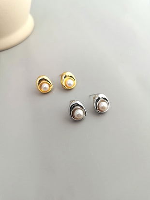 Pearl Earrings