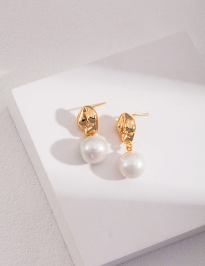 Sterling silver pearl earrings