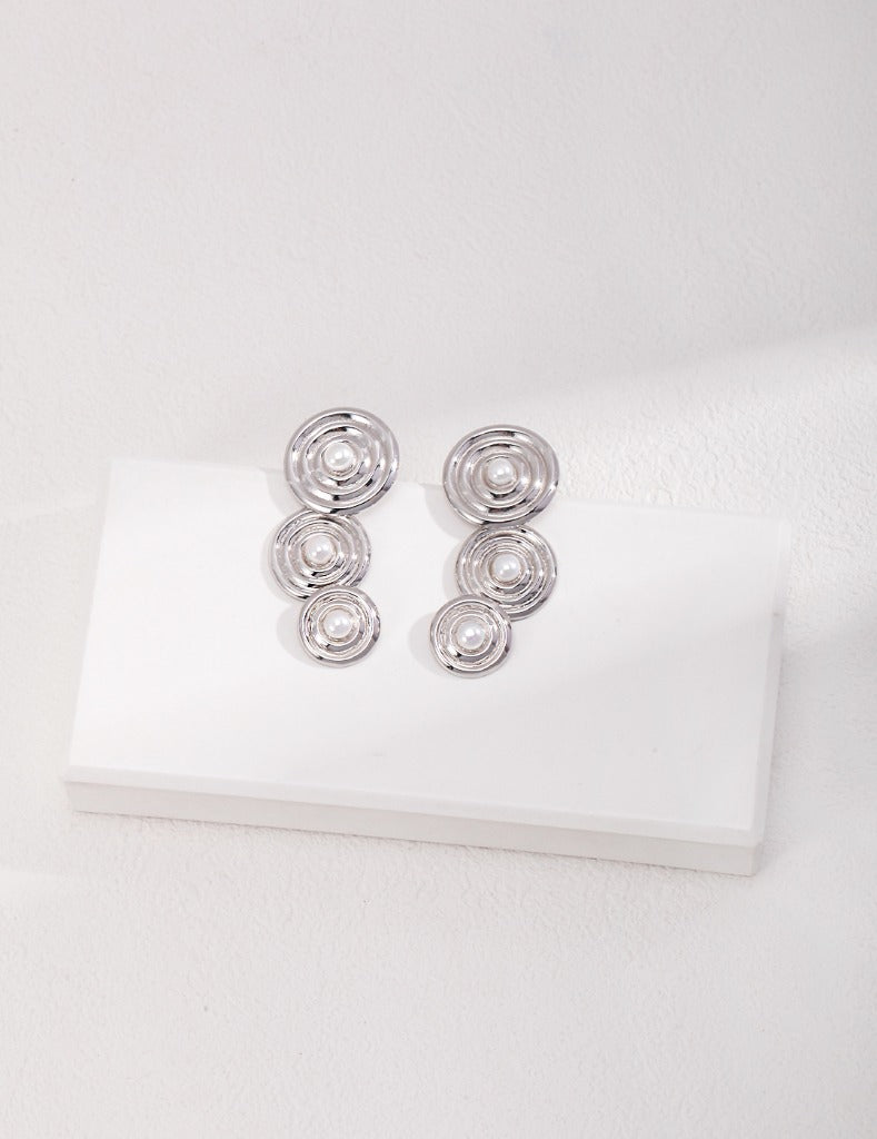 Sterling silver pearl earrings