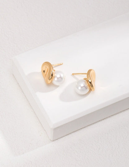 Sterling silver shell pearl earrings