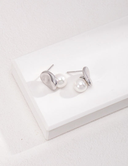 Sterling silver shell pearl earrings