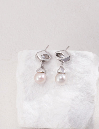 Sterling silver pearl earrings