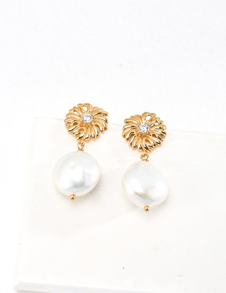 Sterling silver pearl earrings