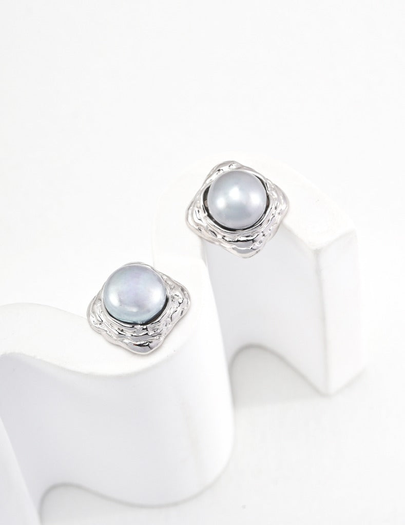 Sterling silver pearl earrings